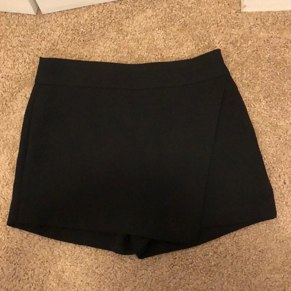 J. Crew Pants - J.Crew skort